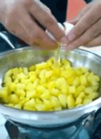 Kimyasal deiimi  yumurtal patates yaparak gsterdik...